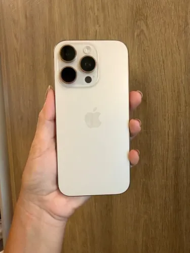IPHONE 16 PRO 128GB SEMINOVO COM TELA NOVA!!!