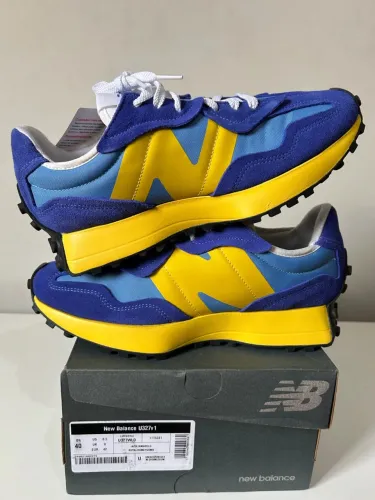 Tênis New balance 327