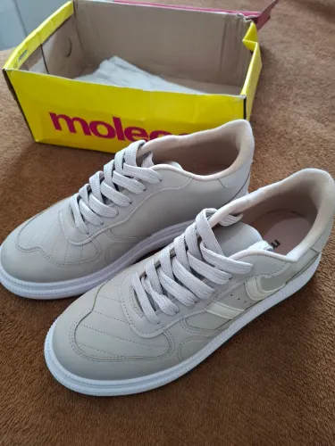 Tênis Feminino Moleca Cinza e Branco tamanho 39 NOVO