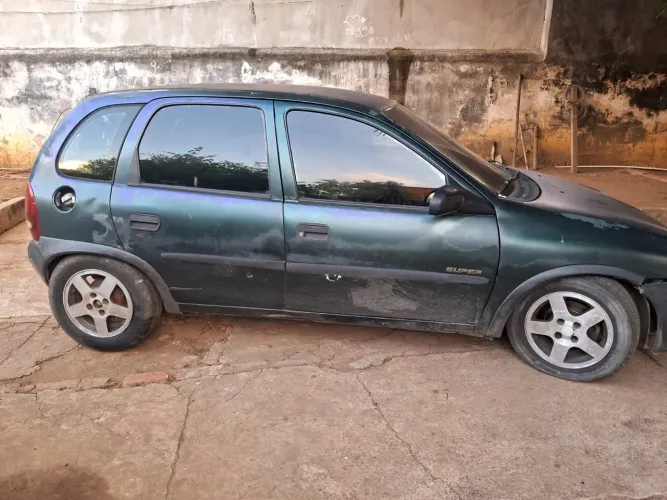 Chevrolet Corsa Super 1.0 MPFI / 2P E 4P 1997