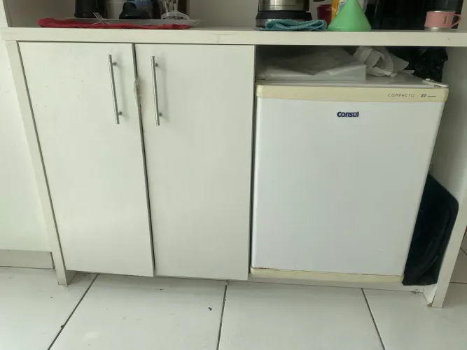 Armário multiuso 100% MDF
