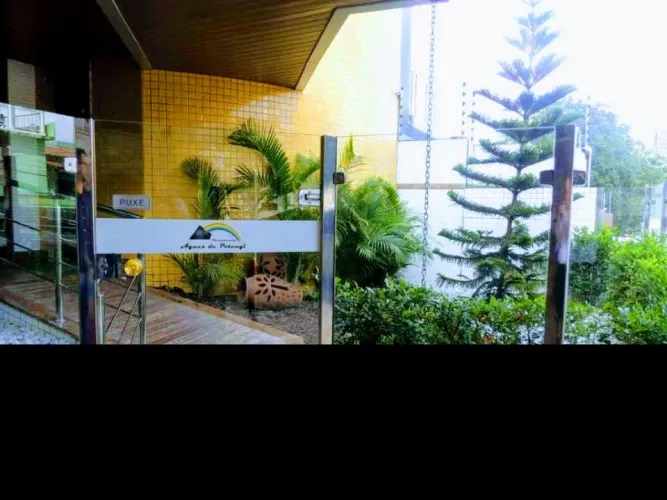 Vendo / permuto ap no 13° andar 200m2 em excelente localização ,andar alto