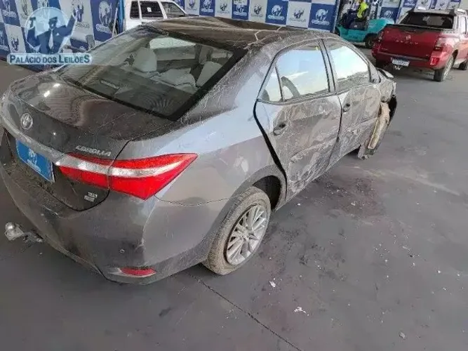 Sucata Toyota Corolla 2.0 2016