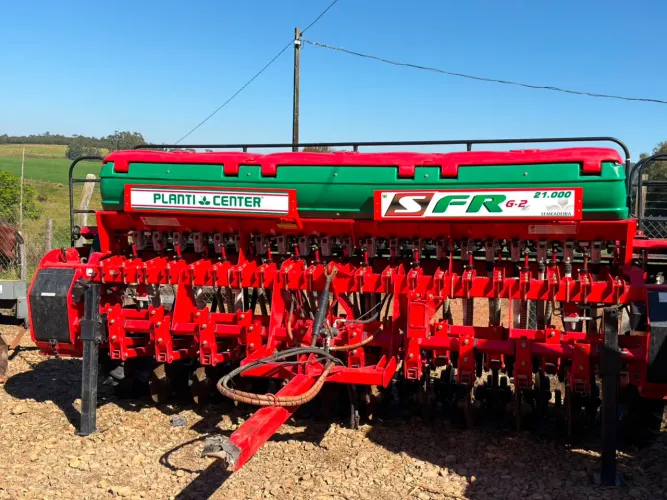 SEMEADEIRA PLANTCENTER SRF G2 - 21.000 - 21 LINHAS SEMI NOVA