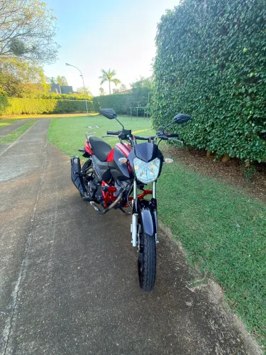 Moto Yamaha 150 ED  