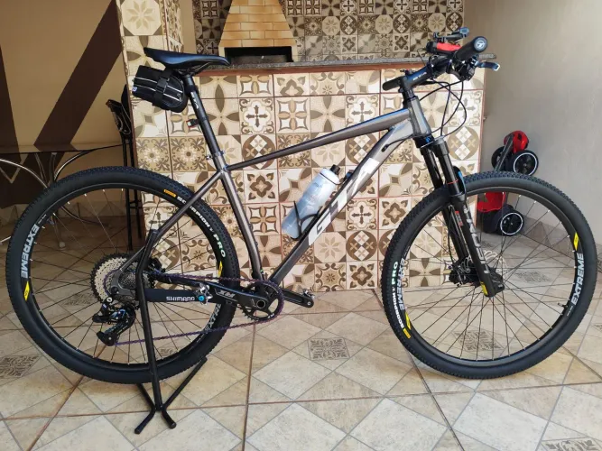 Bicicleta aro 29 marca GTA Infinit Boost