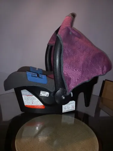 Bebê conforto BURIGOTTO - R$ 140,00