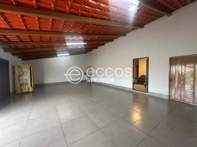 Casa à venda, 3 quartos, 1 suíte, 3 vagas, Jardim Maracanã - UBERABA/MG