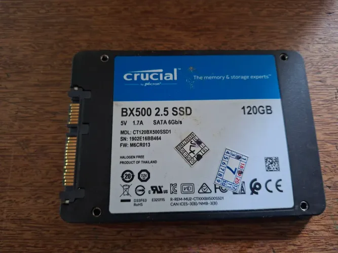 SSD 120GB Crucial BX500 2.5" SATA III - Funcionando