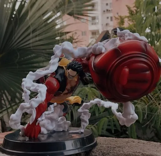 Action figure Luffy gear 4