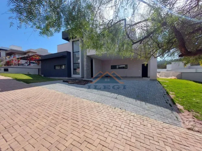 Casa para venda em cond. em Louveira
