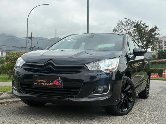 Citroen C4 Lounge Tendance 1.6 Turbo 4P AUT 2015