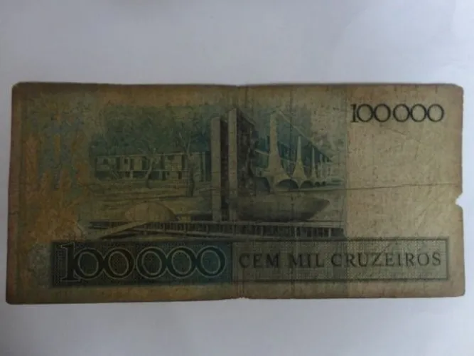 Cédula Antiga de 100.000 Cruzeiros com carimbo de Cem Cruzados -Juscelino Kubitschek