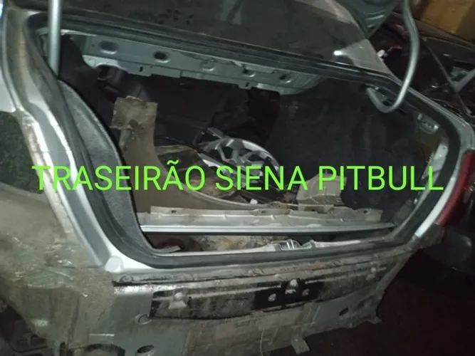 Traseirao Siena pitbull 