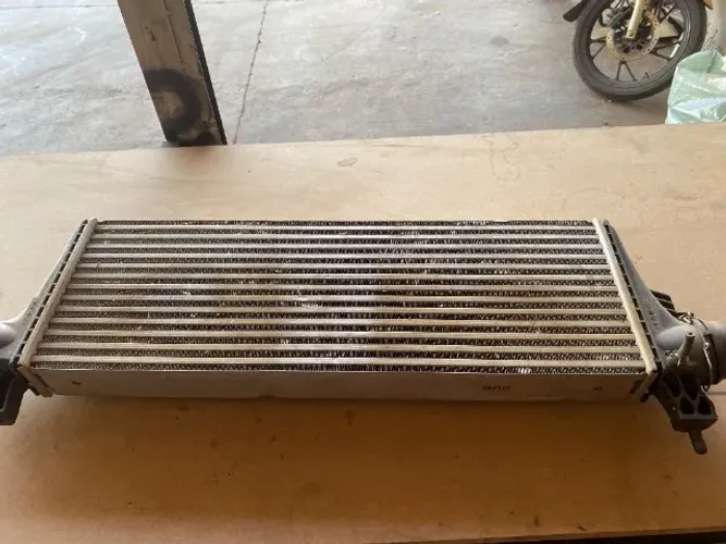 Intercooler Hilux