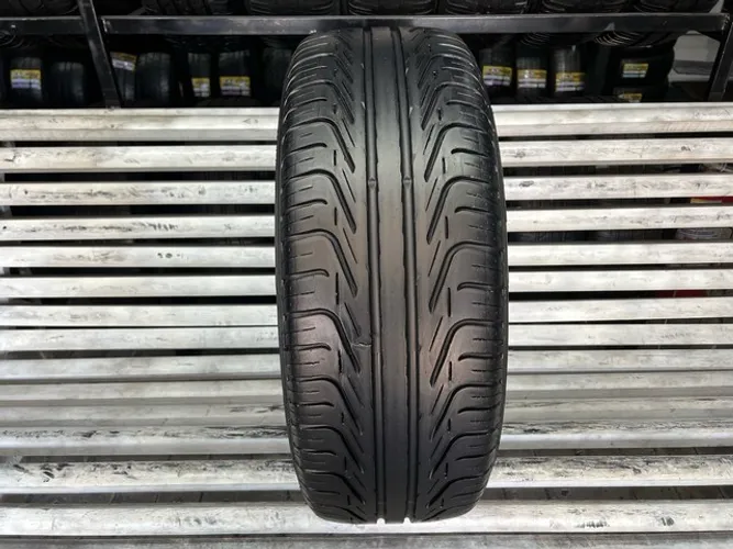 Pneu 205/50/17 Pirelli Phantom R$349,00 / Pneu 205/50R17 