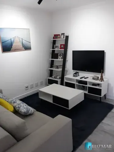Casa em condomínio no Horto do Ypê com três dormitórios sendo um suíte