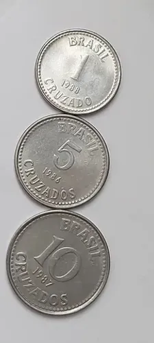 Lote Com 3 Moedas Antigas de 1, 5 e 10 Cruzados (1988,1986 e 1987 respectivamente) SOB
