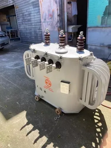 Transformador De 225kva 13.8kv/220v A Óleo