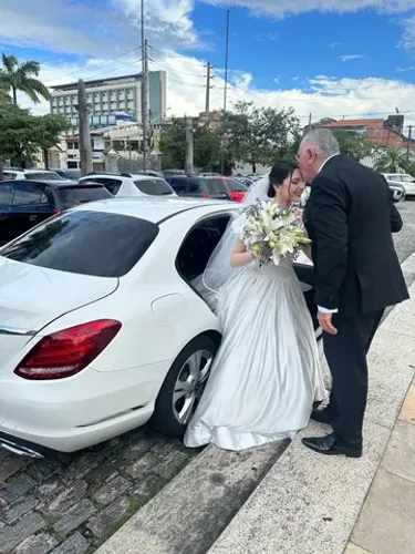 Serviço de translado de noivas e debutantes 