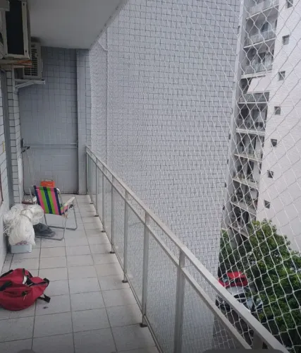 Redes de proteção apartir de 40,00, polietileno .(E grama sintética pedir orçamento .)