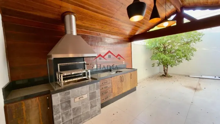 Casa à Venda no Condomínio Reservatto em Jundiaí