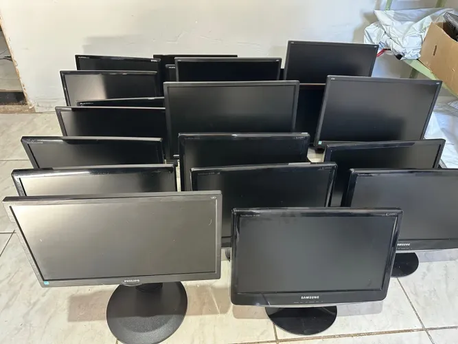 monitor 19 led 350,00 cada