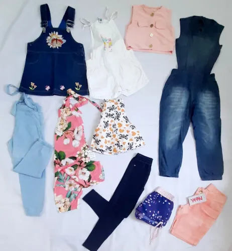Lote de roupas infantis 12 Peças menina 3 a 4 anos