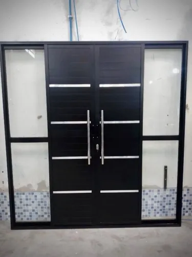 PORTA 4F ALUMÍNIO LAMBRIL PRETA