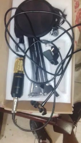 Microfone com fio BM800 + Suporte Braço