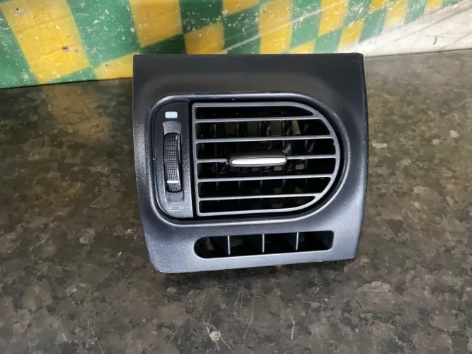 Difusor de ar fiat strada 2018