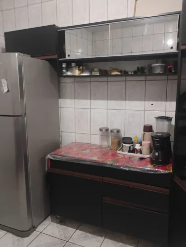 Armário de cozinha (1 balcão e 2 armário areos = 350,00)