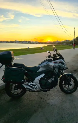 Honda NC 750X OPORTUNIDADE LEIA O ANÚNCIO NA GARANTIA DE FÁBRICA