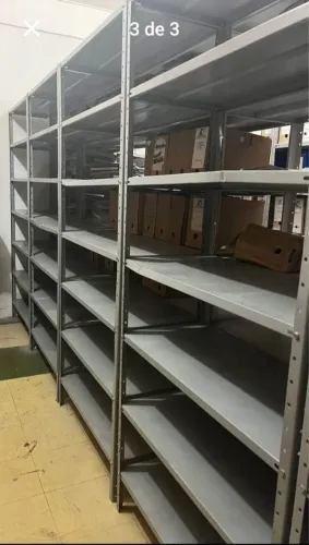 Prateleiras reforçadas
