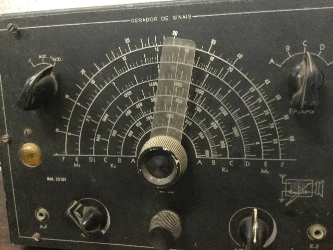 gerador de sinal valvulado para radio antigo