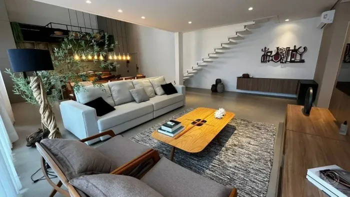 Duplex de 4 dorms no bairro Jurerê Internacional