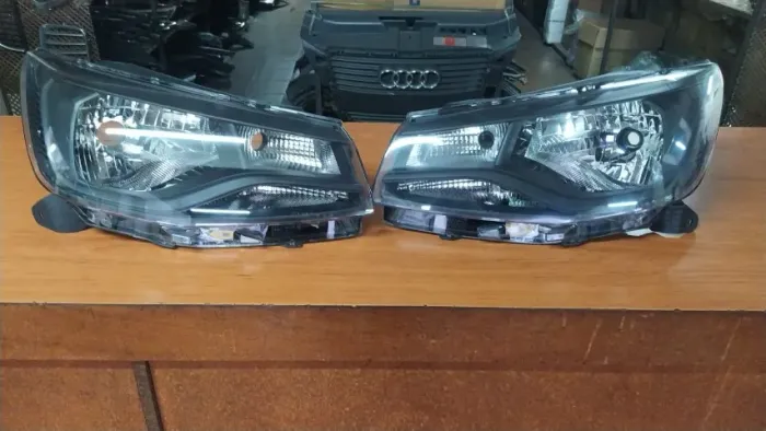 Farol Saveiro G9 2024 2025 friso preto