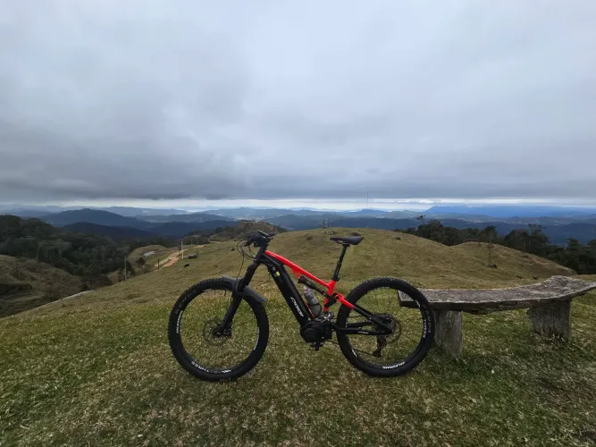 Bicicleta elétrica Oggi Razzo