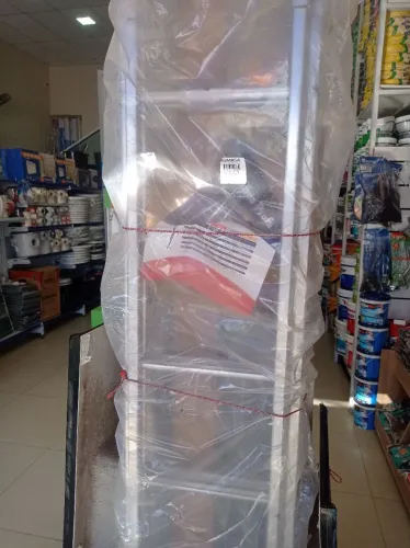 Escada de Alumínio Nova