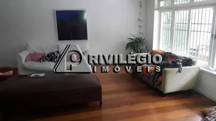 Casa de rua à venda, 8 quartos, 3 suítes, Cosme Velho - RIO DE JANEIRO/RJ