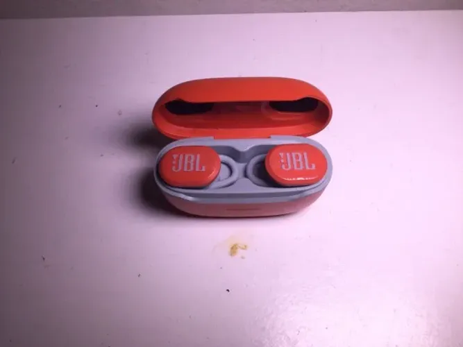 Fone De Ouvido Esportivo Sem Fio Endurance Race Tws Jbl Cor Coral