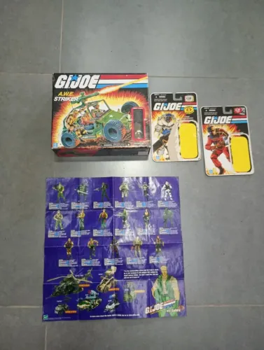 GI JOE CAIXA AWE STRIKER E CARTELAS
