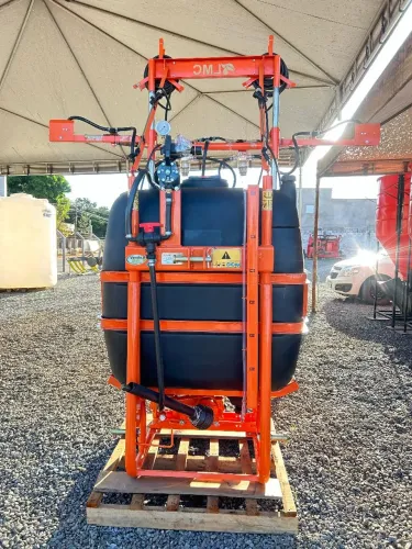 Pulverizador pecuário LMC