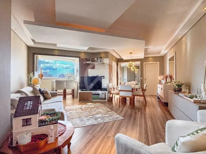 Venda de Apartamentos / Padrão na cidade de Curitiba