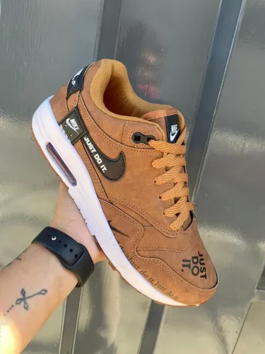Nike Air Max 1 Marrom