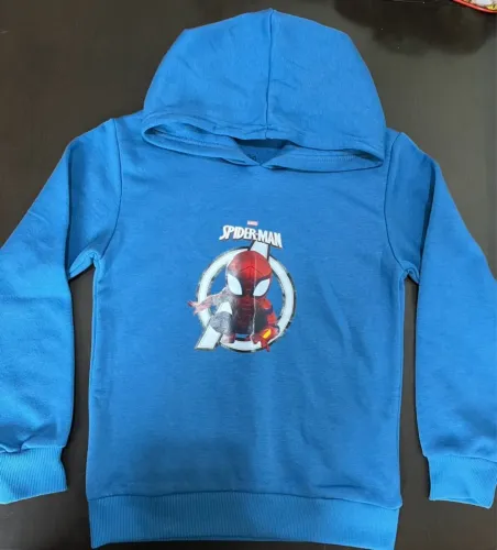 Moletom grosso novo spider man tamanho 7~8 anos