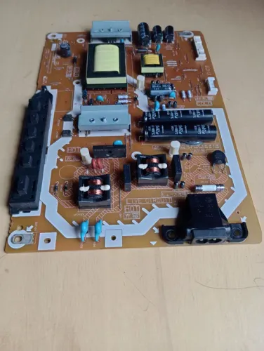 Placa fonte da TV Panasonic tc-l32e5bg 
