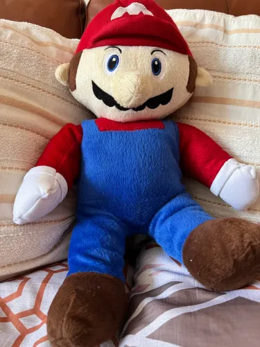 Super Mario de pelúcia 