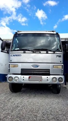 Ford cargo 712
