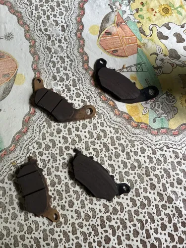 Pastilha de freio pra mt03